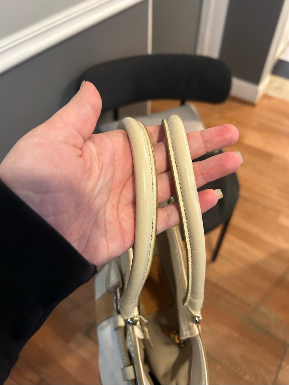 Coach Hampton Optic Vintage Cream and Tan Signature Tote with Horsebit Accent - Picture 13 of 13